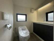 【神奈川県/横浜市港南区港南台】港南区港南台7丁目　戸建 トイレ