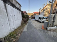 【神奈川県/鎌倉市岩瀬】鎌倉市岩瀬　新築戸建1号棟（全2棟） 前面道路