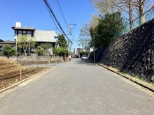 【神奈川県/横浜市栄区小山台】横浜市栄区小山台2丁目　新築戸建　 前面道路：南東側道路（2026年4月3日撮影）