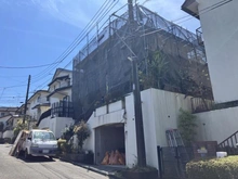 【神奈川県/横浜市港南区港南台】横浜市港南区港南台8丁目　戸建 外観：現地リフォーム工事中（2026年4月3日撮影）