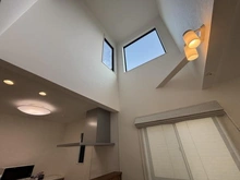 【神奈川県/鎌倉市岡本】鎌倉市岡本1丁目　戸建 吹き抜け天井