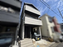 【神奈川県/鎌倉市岡本】鎌倉市岡本1丁目　戸建 外観：写真中央