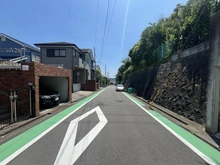 【神奈川県/横浜市港南区日野南】横浜市港南区日野南6丁目　戸建 前面道路