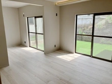 【神奈川県/横浜市港南区港南台】横浜市港南区港南台8丁目　戸建 リビング・ダイニング