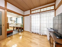 【神奈川県/横浜市栄区笠間】横浜市栄区笠間1丁目　戸建 洋室：（左奥）ダイニング