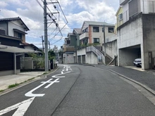【神奈川県/横浜市港南区野庭町】横浜市港南区野庭町　戸建 前面道路