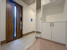 【神奈川県/横浜市栄区飯島町】横浜市栄区飯島町　新築戸建/全1棟 玄関