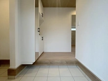 【神奈川県/横浜市栄区飯島町】横浜市栄区飯島町　新築戸建/全1棟 玄関