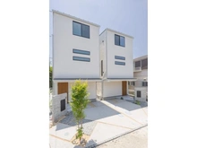 【神奈川県/鎌倉市大船】鎌倉市大船3丁目新築戸建 A号棟/全2棟 外観:左側/全2棟