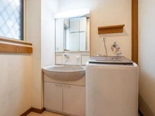 【神奈川県/鎌倉市七里ガ浜東】鎌倉市七里ガ浜東5丁目　戸建 洗面所