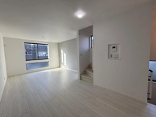 【神奈川県/鎌倉市大船】鎌倉市大船4丁目新築戸建　1号棟/全3棟 リビング・ダイニング