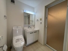 【神奈川県/鎌倉市大船】鎌倉市大船4丁目新築戸建　1号棟/全3棟 洗面所・トイレ