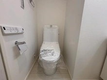 【神奈川県/鎌倉市大船】鎌倉市大船4丁目新築戸建　3号棟/全3棟 トイレ