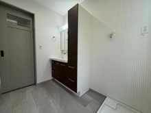 【神奈川県/横浜市栄区中野町】横浜市栄区中野町　戸建 洗面所