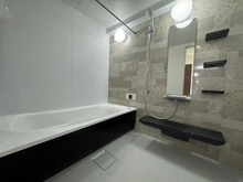 【神奈川県/横浜市栄区中野町】横浜市栄区中野町　戸建 浴室