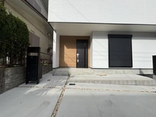 【神奈川県/横浜市栄区野七里】栄区野七里1丁目　新築戸建 /　全1棟 アプローチ