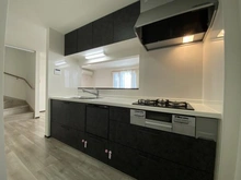 【神奈川県/横浜市港北区大倉山】港北区大倉山6丁目中古戸建 キッチン