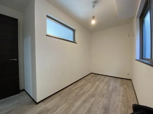 【神奈川県/横浜市港北区大倉山】港北区大倉山6丁目中古戸建 洋室：1階約4.6帖