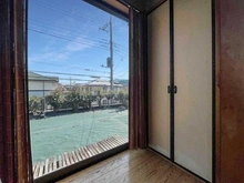 【神奈川県/横浜市都筑区見花山】横浜市都筑区見花山　中古戸建て 眺望：和室からみた庭