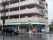 【神奈川県/横浜市都筑区見花山】横浜市都筑区見花山　中古戸建て ファミリーマート都筑富士見が丘店（現地より約500m）