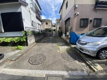 【神奈川県/横浜市青葉区市ケ尾町】青葉区市ケ尾町　中古戸建 前面通路