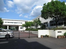 【神奈川県/横浜市都筑区茅ケ崎南】都筑区茅ヶ崎南三丁目戸建  茅ケ崎中学校（現地より約450m）