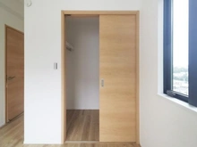 【神奈川県/川崎市宮前区西野川】宮前区西野川3丁目　新築戸建S-3号棟（全17棟） 収納：ウォークインクローゼット