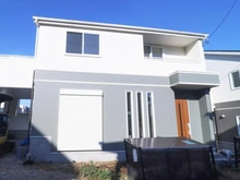 【神奈川県/横浜市緑区北八朔町】横浜市緑区北八朔町　新築戸建　A棟（全3棟） 外観：全3棟：A棟/写真中央