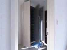 【神奈川県/横浜市緑区北八朔町】横浜市緑区北八朔町　新築戸建　B棟（全3棟） 玄関：下足入れ