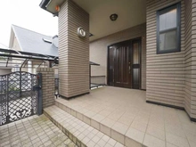 【神奈川県/横浜市青葉区あざみ野南】青葉区あざみ野南1丁目　中古戸建 アプローチ