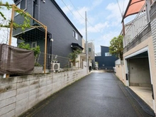 【神奈川県/川崎市宮前区東有馬】宮前区東有馬2丁目　中古戸建 前面道路