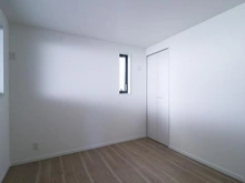 【神奈川県/横浜市都筑区川和町】都筑区川和町　新築戸建 洋室