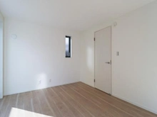 【神奈川県/横浜市都筑区川和町】都筑区川和町　新築戸建 洋室