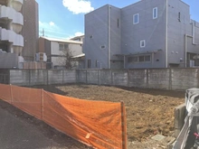 【東京都/立川市羽衣町】立川市羽衣町1丁目　新築戸建　1号棟 現地（建築前）：全2棟現場：右手前が1号棟