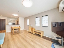 【東京都/稲城市坂浜】プラウドシーズン稲城若葉台 リビング・ダイニング