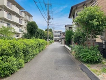 【東京都/調布市富士見町】調布市富士見町2丁目　中古戸建 駐車場：物件は右側