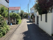 【東京都/小金井市貫井南町】小金井市貫井南町5丁目　戸建 前面道路：右が物件