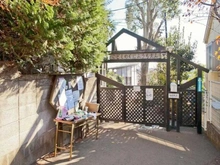 【東京都/小金井市前原町】プラウドシーズン武蔵小金井テラス こどものくに幼稚園（現地より約450m）