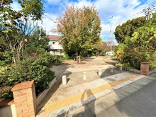 【東京都/小平市鈴木町】プラウドシーズン武蔵小金井ガーデンアベニュー 提供公園(現地より約170m):