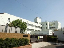 【東京都/小金井市前原町】プラウドシーズン武蔵小金井テラス第2街区 小金井市立南中学校（現地より約1,075m）