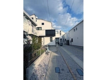 【東京都/世田谷区新町】世田谷区新町二丁目　戸建 アプローチ