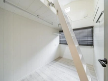 【東京都/世田谷区駒沢】駒沢4丁目中古戸建 洋室