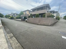 【神奈川県/横浜市青葉区あざみ野南】横浜市青葉区あざみ野南四丁目 中古戸建 前面道路