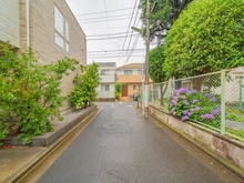 【東京都/世田谷区新町】世田谷区新町一丁目 借地権付中古戸建 前面道路：※東側