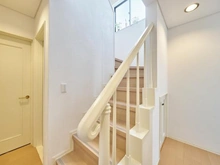 【東京都/世田谷区玉川台】玉川台2丁目 中古戸建 階段