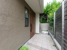 【東京都/世田谷区岡本】世田谷区岡本3丁目中古戸建 アプローチ