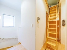 【東京都/杉並区高井戸東】グローイングスクエア浜田山グレースアベニュー 小屋裏収納：約5.3帖