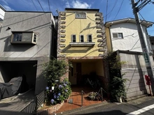 【東京都/杉並区阿佐谷南】杉並区阿佐谷南3丁目　中古戸建 外観：対象不動産：写真中央