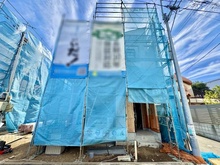 【東京都/杉並区本天沼】杉並区本天沼2丁目新築戸建　A号棟 建築中の外観：全4棟 A号棟 写真中央
