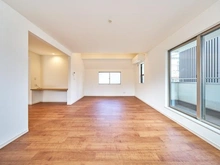 【東京都/文京区千駄木】文京区千駄木3丁目　中古戸建 リビング・ダイニング